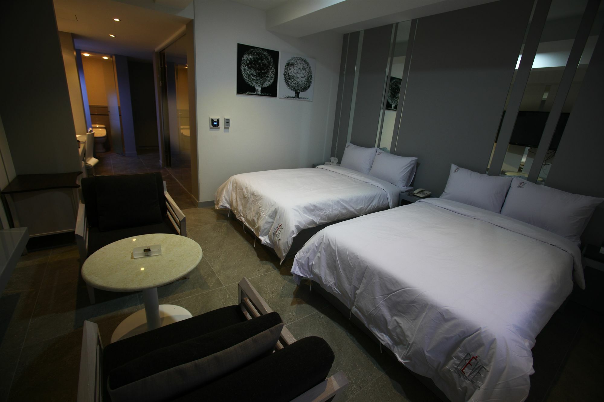 Suwon Reve Hotel Eksteriør bilde